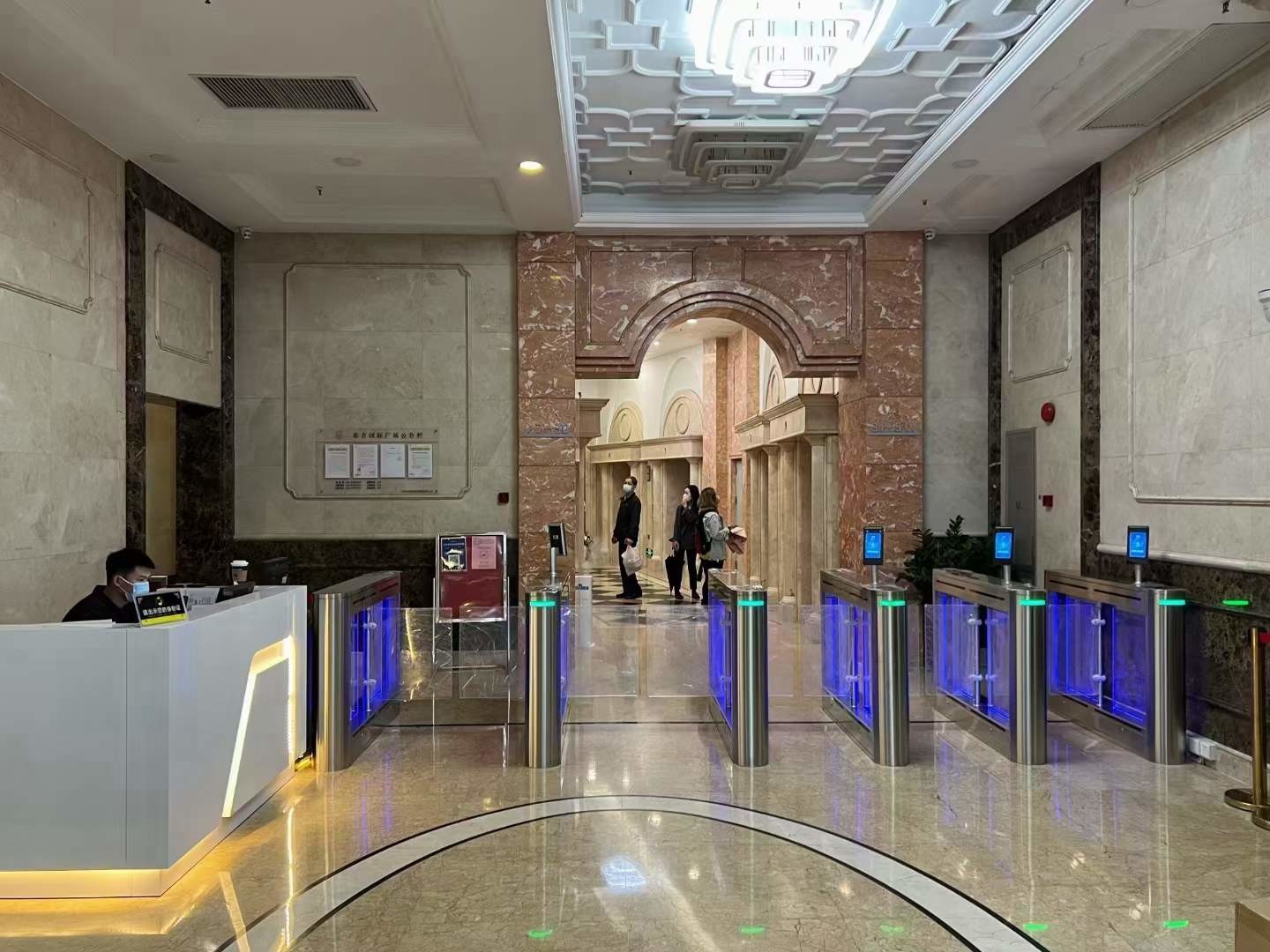 Latest company case about Swing Gate Turnstile DRTD6653 -Guangzhou Yuexiu Oriental International Plaza Building