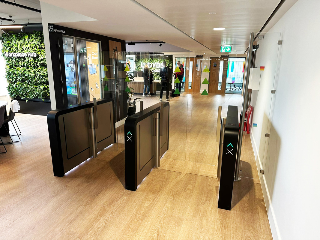 Smart Speed Gate Turnstile with Servo Motor for Access Control